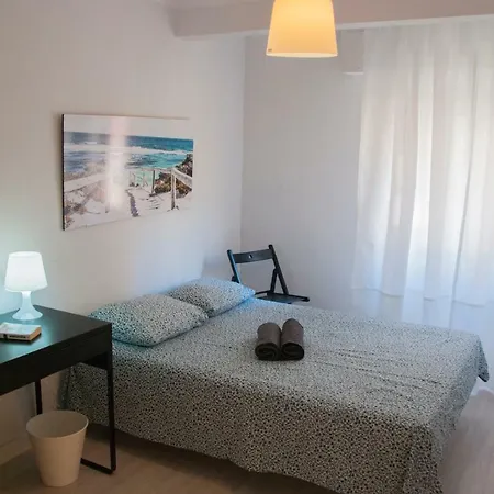 Homestay Plaza De Toro Studio
