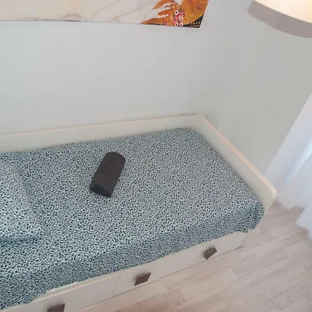 Plaza De Toro Studio Homestay Alicante
