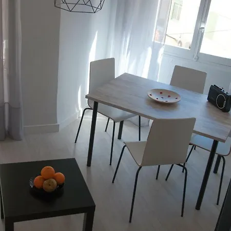 Homestay Plaza De Toro Studio
