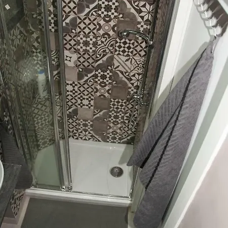 Plaza De Toro Studio Pansiyon